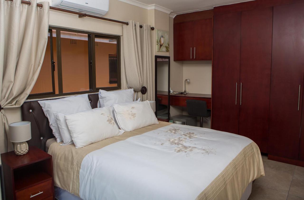 Dyna Guest House Дърбан Екстериор снимка