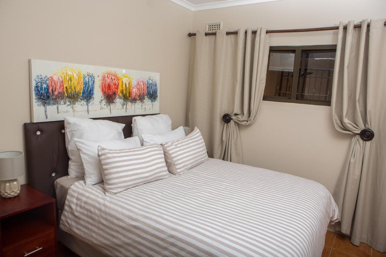 Dyna Guest House Дърбан Екстериор снимка